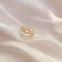 Anna Dreilagiger Perlen-Goldring