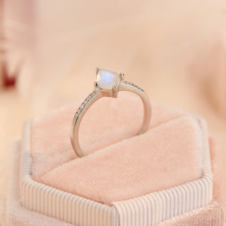 Clara Mondstein-Ring